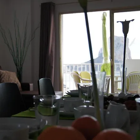 Modern Ausgestattete Ferienwohnung Mit Gemeinschaftspool Und Grossem Balkon Mit Herrlicher Aussicht Calpe