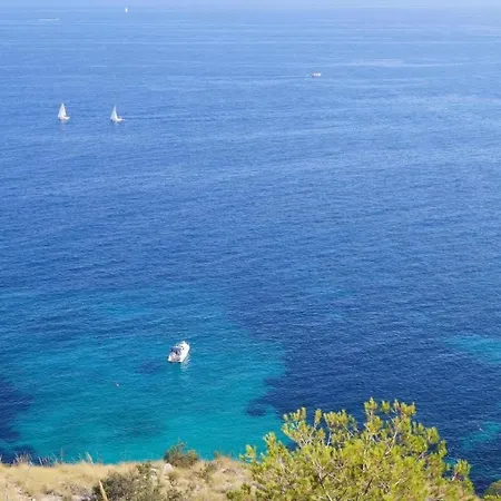 Modern Ausgestattete Ferienwohnung Mit Gemeinschaftspool Und Grossem Balkon Mit Herrlicher Aussicht Calpe