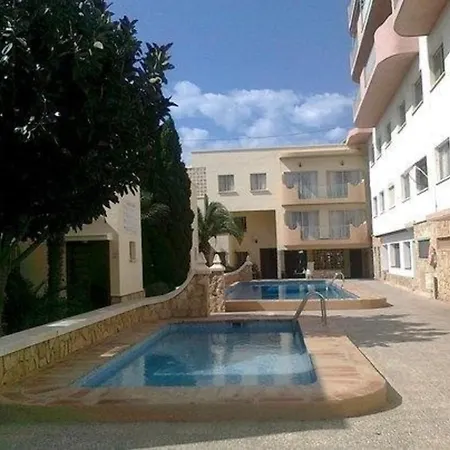 公寓 Modern Ausgestattete Ferienwohnung Mit Gemeinschaftspool Und Grossem Balkon Mit Herrlicher Aussicht